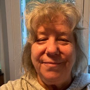 Meet your Posher, Deborah